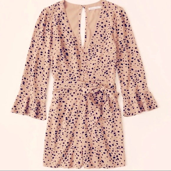 Abercrombie & Fitch V-Neck Romper - Picture 2 of 8
